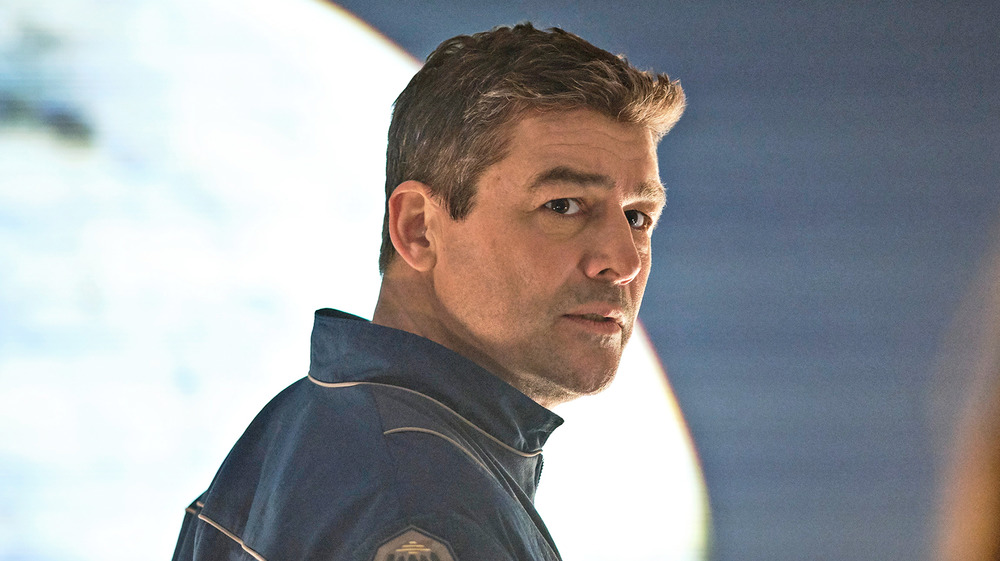 Kyle Chandler astronaut