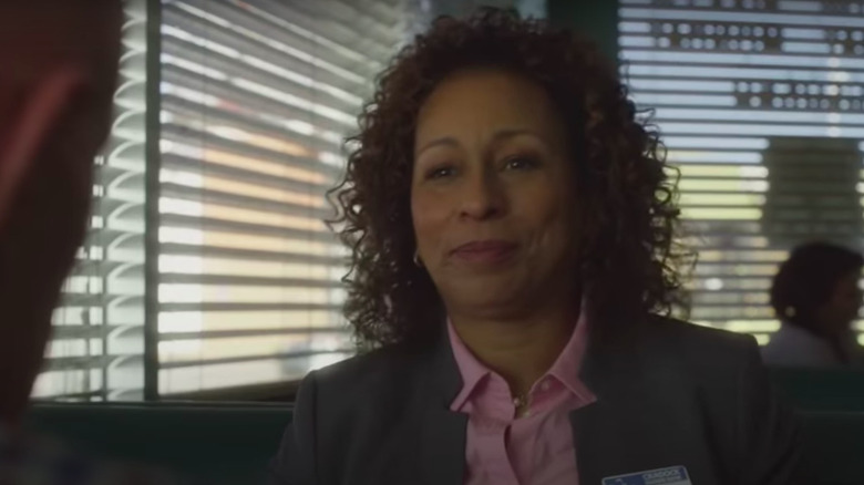 Anita meets with Mike Ehrmantraut