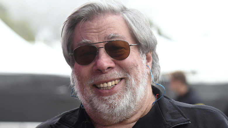 Steve Wozniak smiling with sunglasses