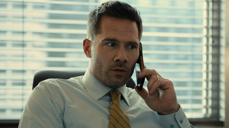 Luke Macfarlane in Plaotnic