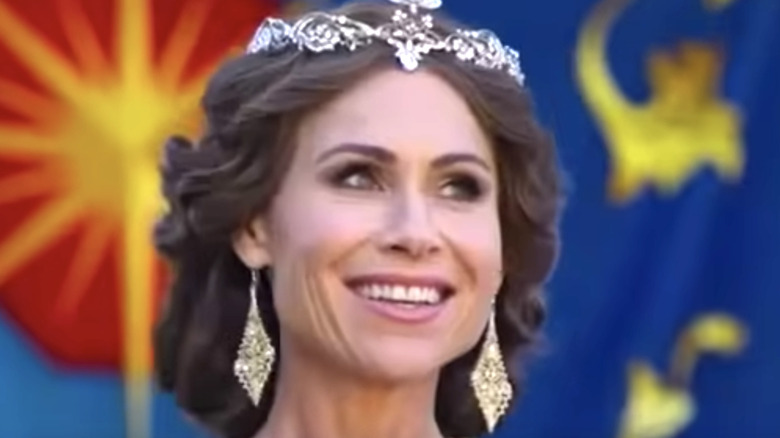 Minnie Driver wearing a tiara in Cinderella