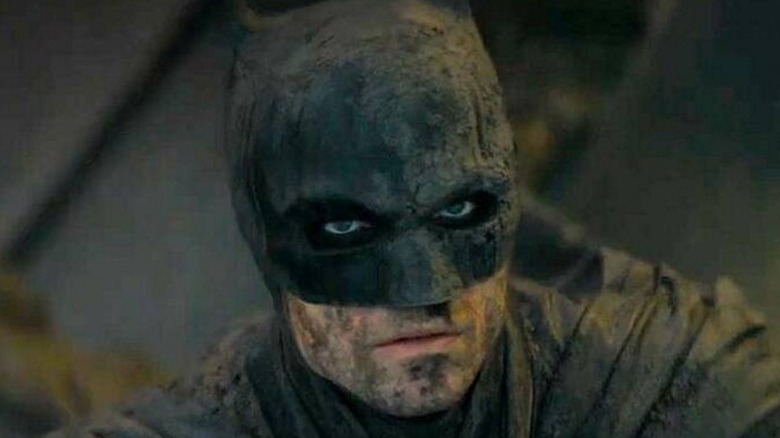 Batman muddy and angry in "The Batman" (2022)