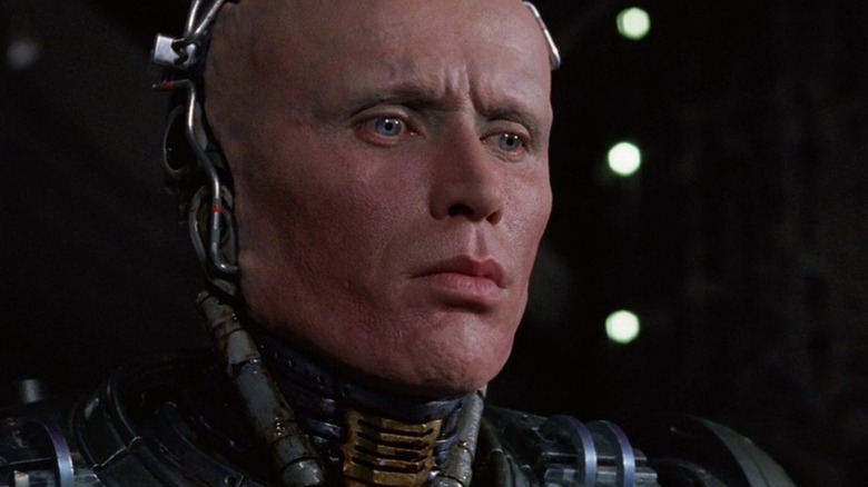 Murphy looks in the mirror