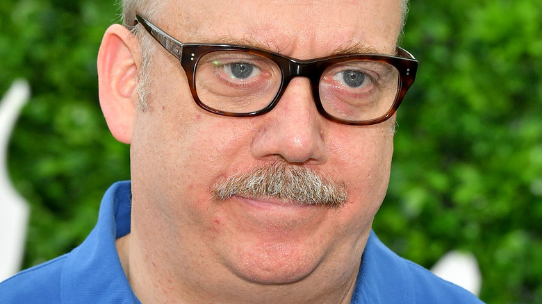 Paul Giamatti serious