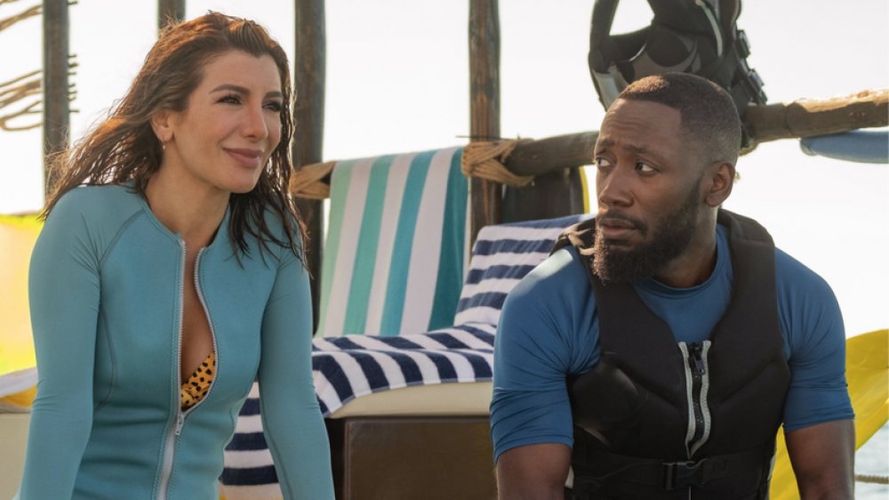 Nasim Pedrad and Lamorne Morris in Desperados