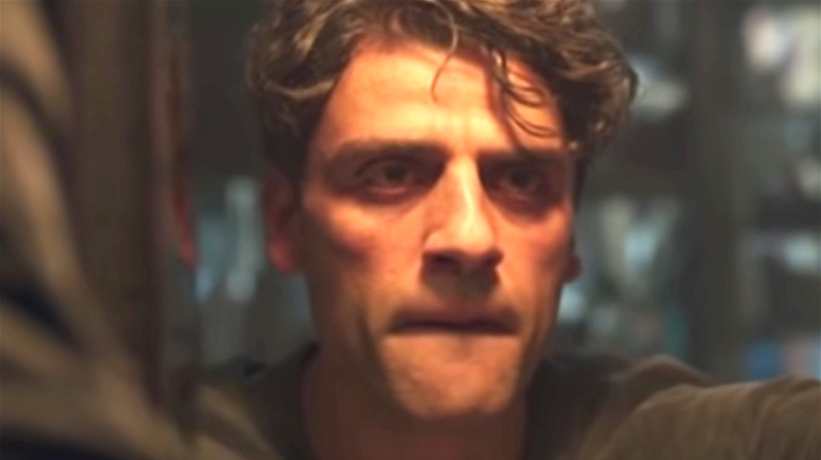 Why Steven's Apartment In Moon Knight Is Raising Fans' Eyebrows