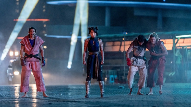 Chun-Li standing with her friends in Street Fighter (2026)