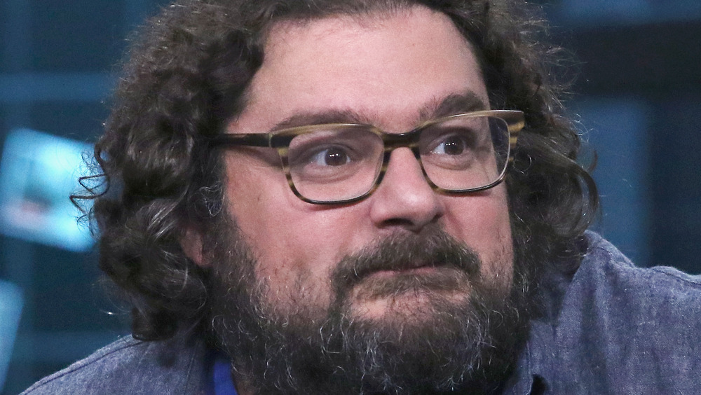 Bobby Moynihan glasses