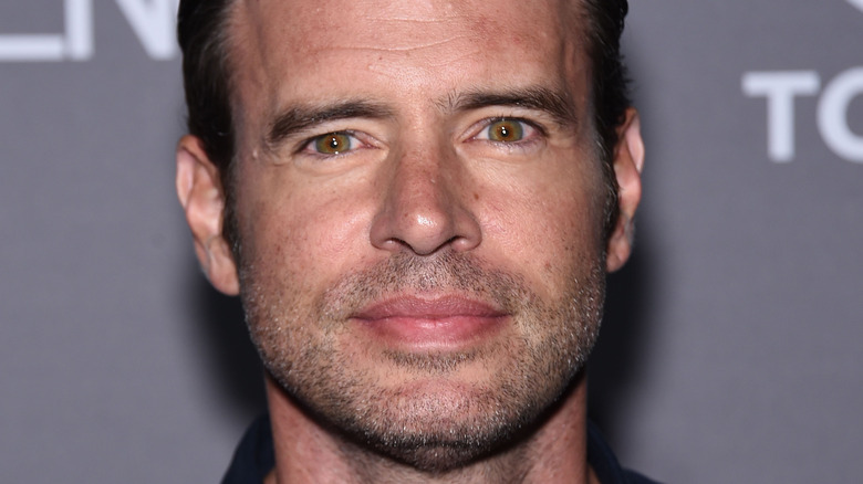 Actor Scott Foley smiling