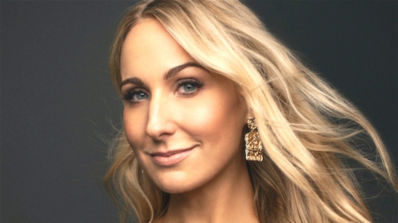 Nikki Glaser headshot