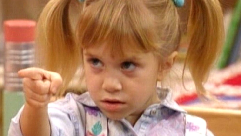 Michelle Tanner pointing