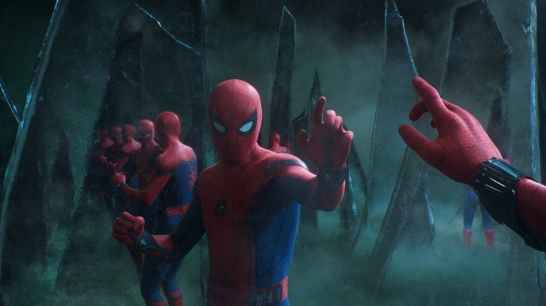 Spider-Man pointing mirrors