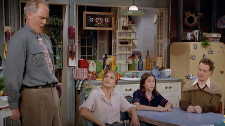 Kristen Johnston looking at John Lithgow