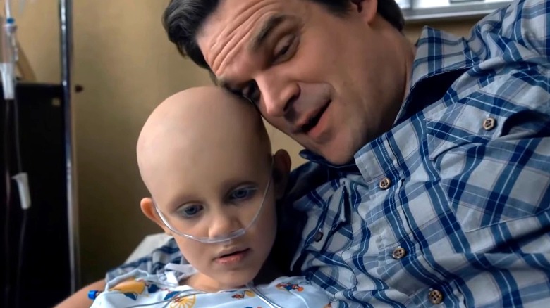 Jim and Sara Hopper reading in "Stranger Things"