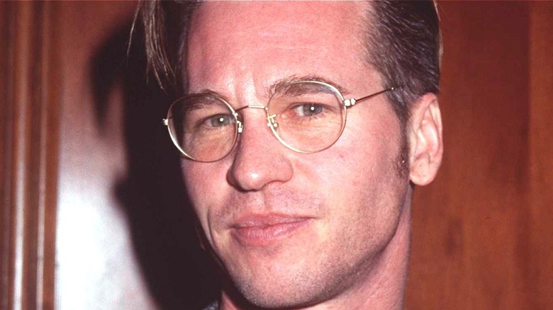 Val Kilmer smiling