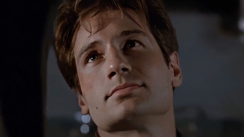 David Duchovny Fox Mulder looking up