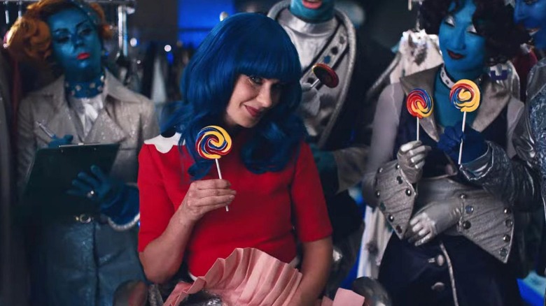 Zooey Deschanel Katy Perry video