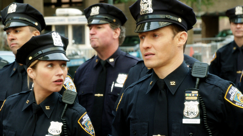 Eddie talking to Jamie Reagan