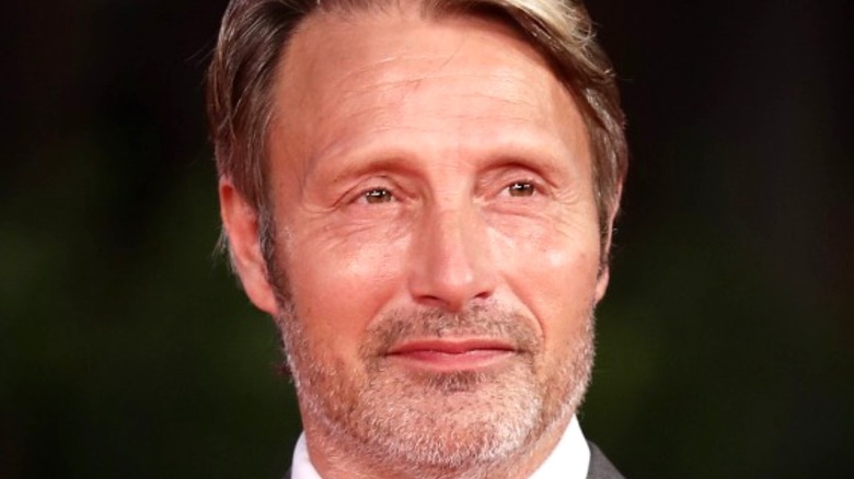 Mads Mikkelsen smile scruffy