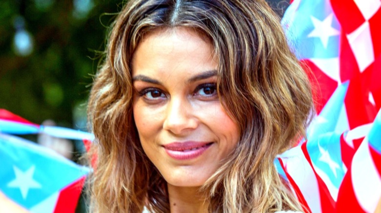 Nathalie Kelley smiling