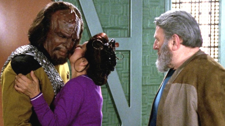 Worf's mom and dad greeting him in "Star Trek: The Next Generation" (1987-1994)