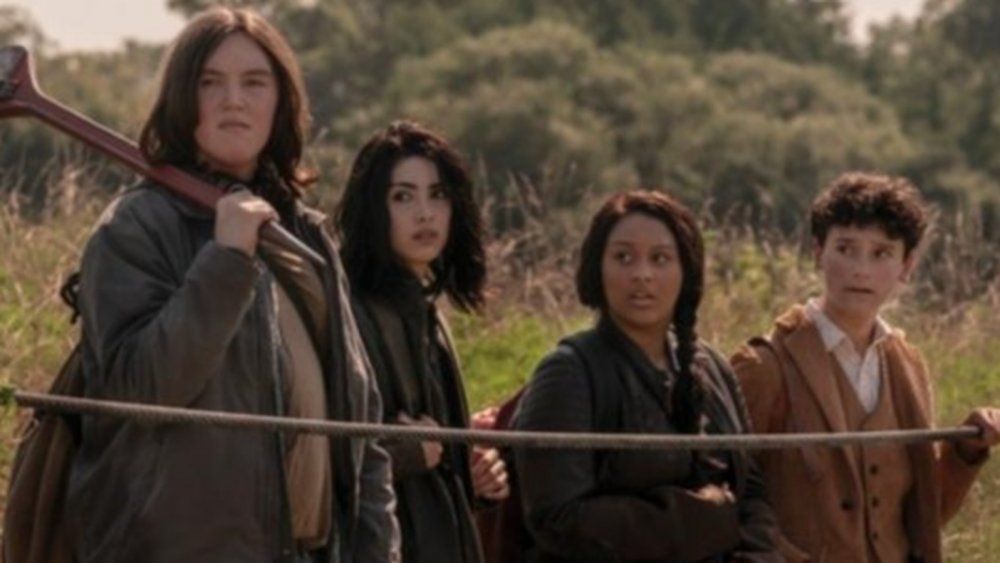 Hal Cumpston as Silas, Alexa Mansour as Hope, Aliyah Royale as Iris, and Nicolas Cantu as Elton on The Walking Dead: World Beyond