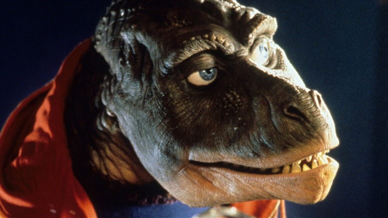 Theodore Rex talking in Theodore Rex (1995)