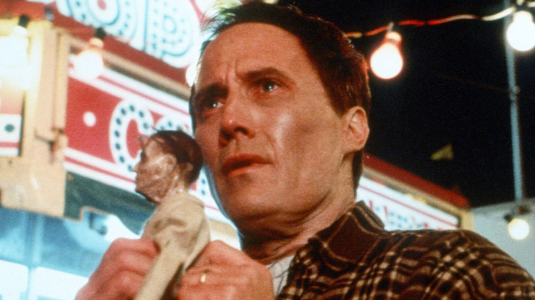Billy in a panic at the carnival in Thinner