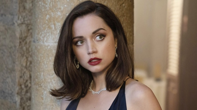 Ana de Armas looking suspicious