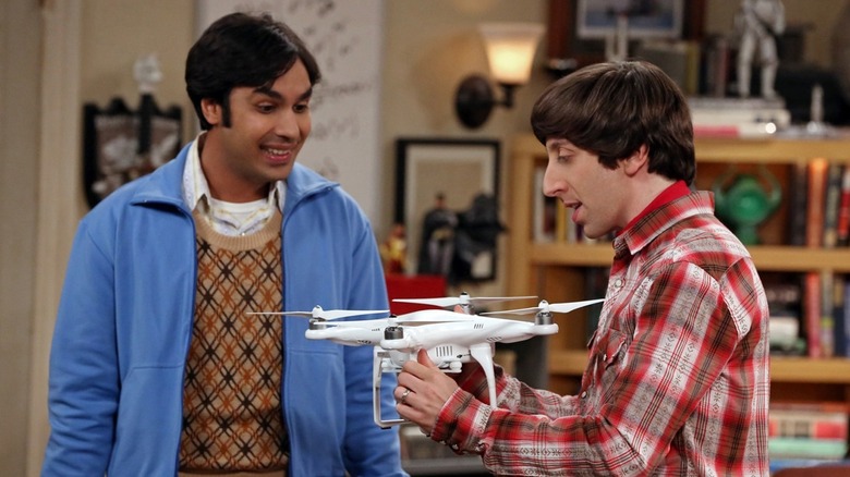 70 Times The Big Bang Theory Stars Simon Helberg & Kunal Nayyar Broke Other Actors On Set
