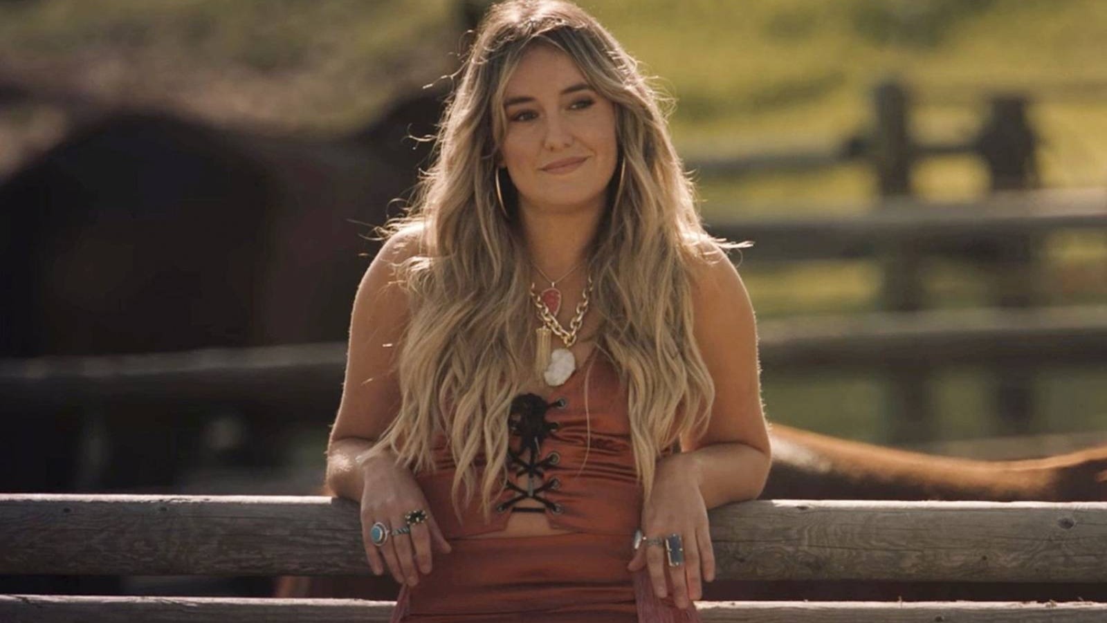 Yellowstone How Lainey Wilson s Smell Like Smoke Can Make Emmy yellowstone-how-lainey-wilson-s-smell-like-smoke-can-make-emmy
