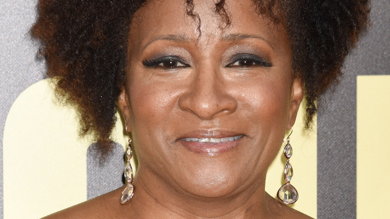 Wanda Sykes smiles pleasantly