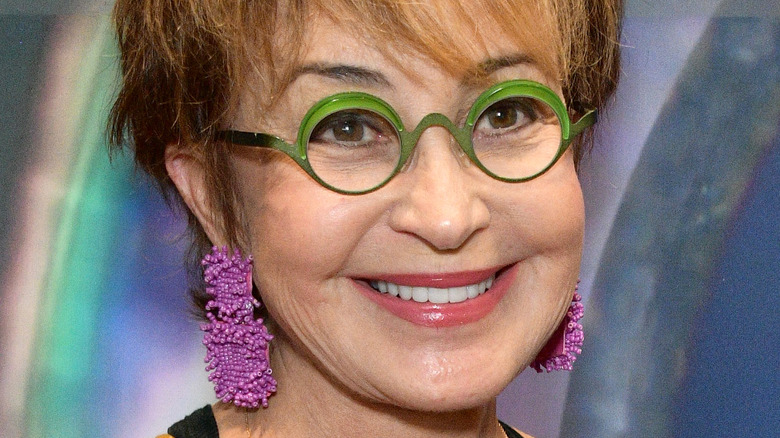 Annie Potts smiling