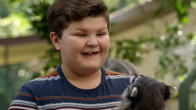 Billy buying a racoon