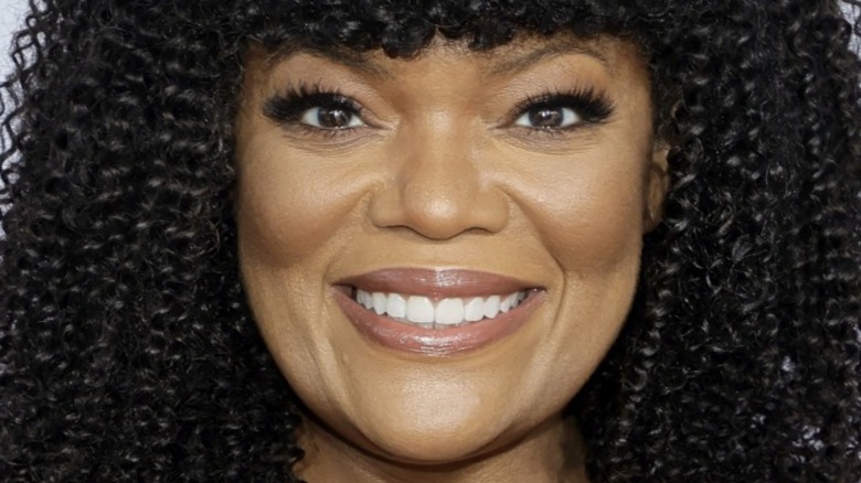 Yvette Nicole Brown smiling