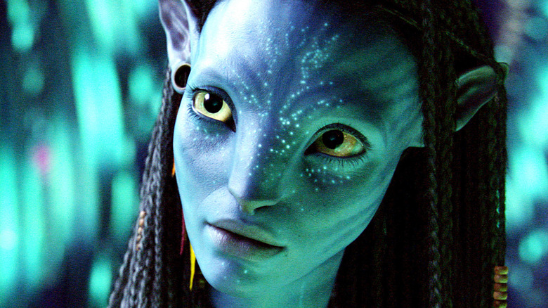 Neytiri staring