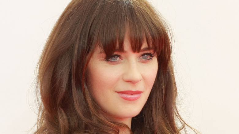 Zooey Deschanel at the red carpet