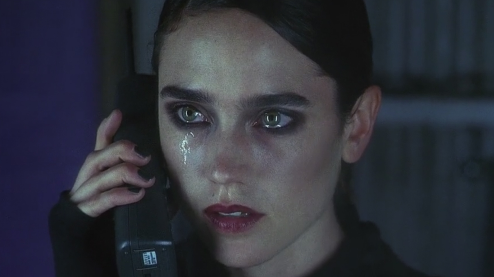 CATWOMAN: HUNTED IN HINDI HD FREE DOWNLOAD