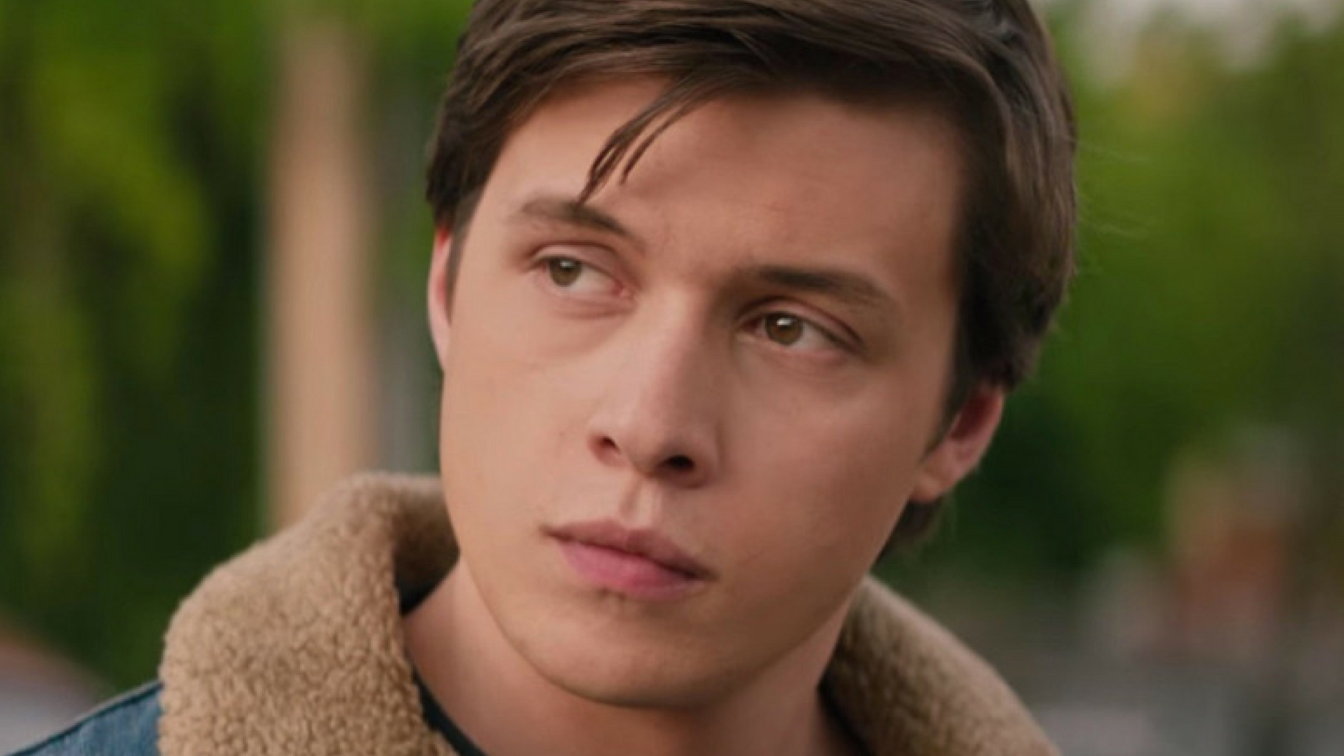 Greg Berlanti's Love, Simon Gets A Charming New Trailer