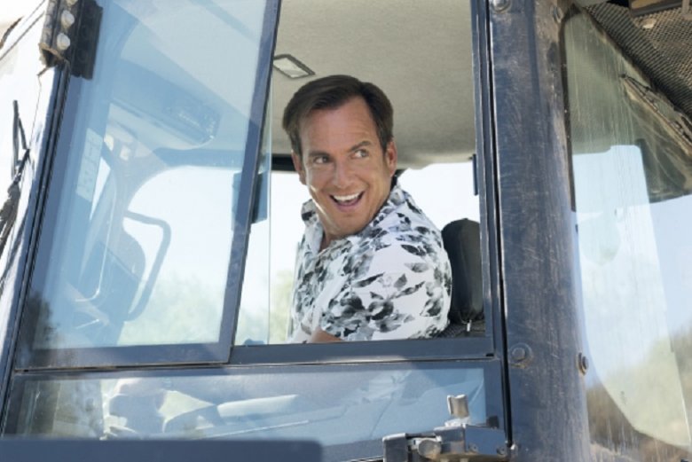 Arrested Development New Episodes Get FirstLook Photos, Release Date