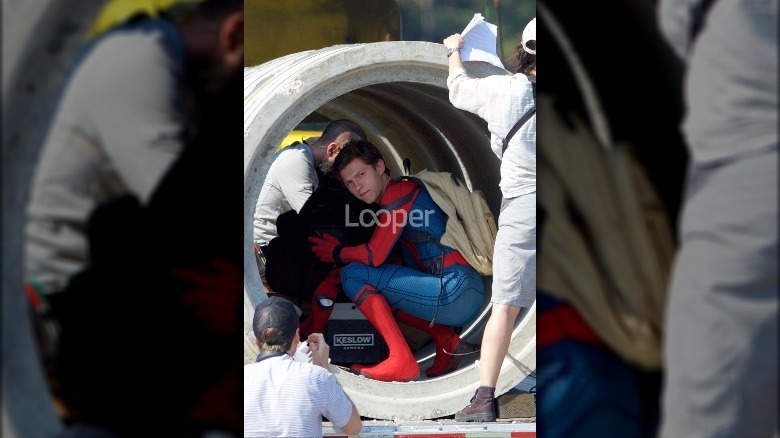 exclusive spider-man homecoming photos