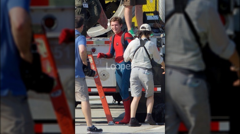 exclusive spider-man homecoming photos