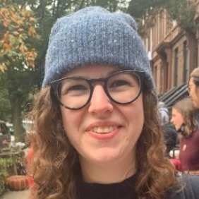 Photo of Julia Selinger