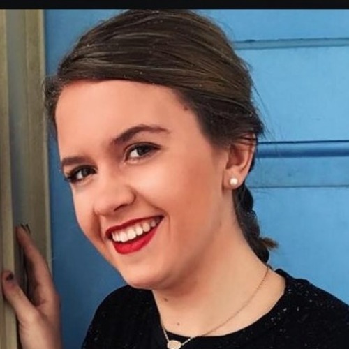 Photo of Claire Carter