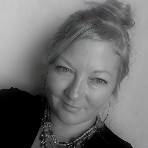 Photo of Keri Johnson