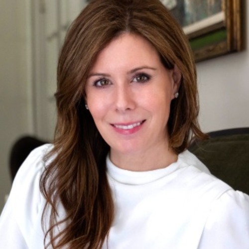 Photo of Jennifer Woods