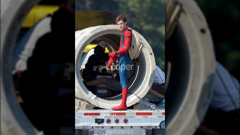 exclusive spider-man homecoming photos