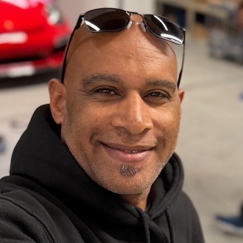 Photo of Robb Holland
