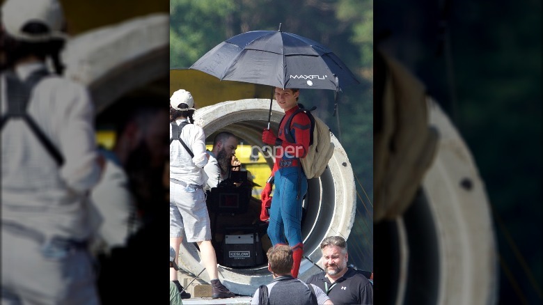 exclusive spider-man homecoming photos