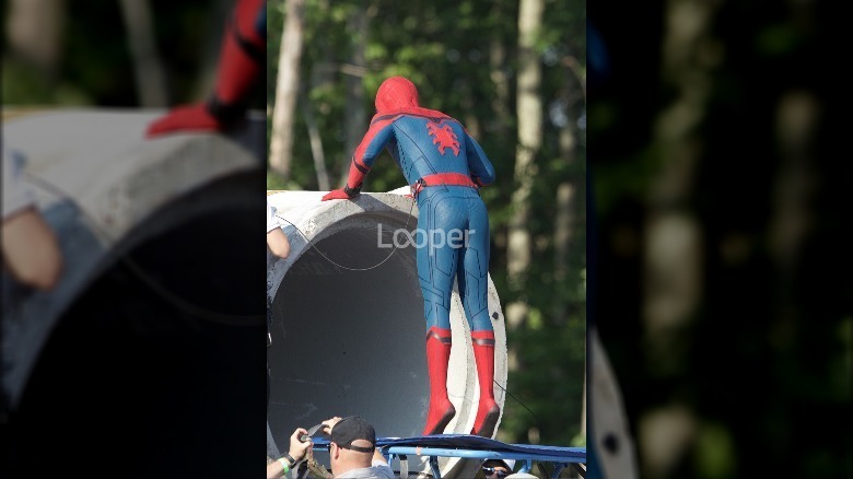 exclusive spider-man homecoming photos